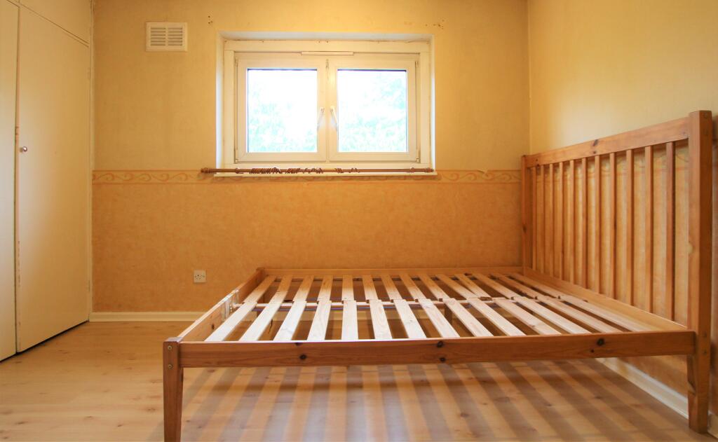 bedroom2