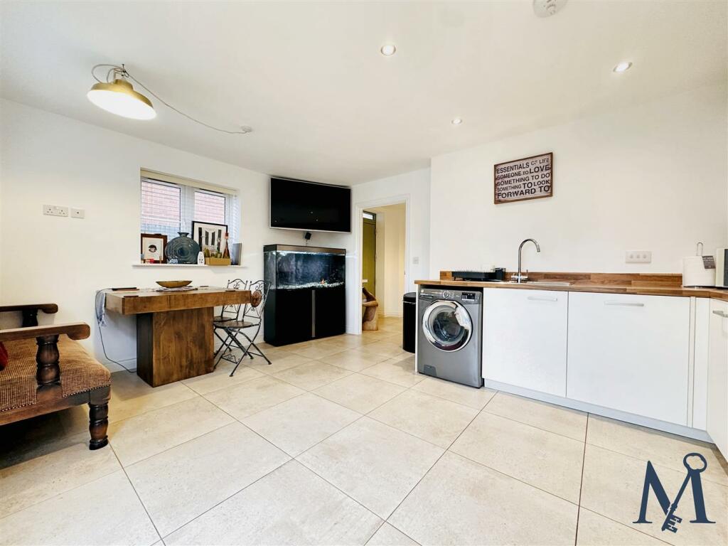 Kitchen Diner