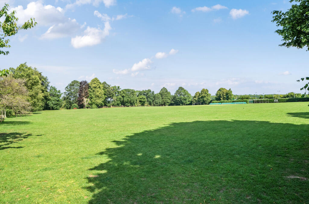 1313715-5-6852991...