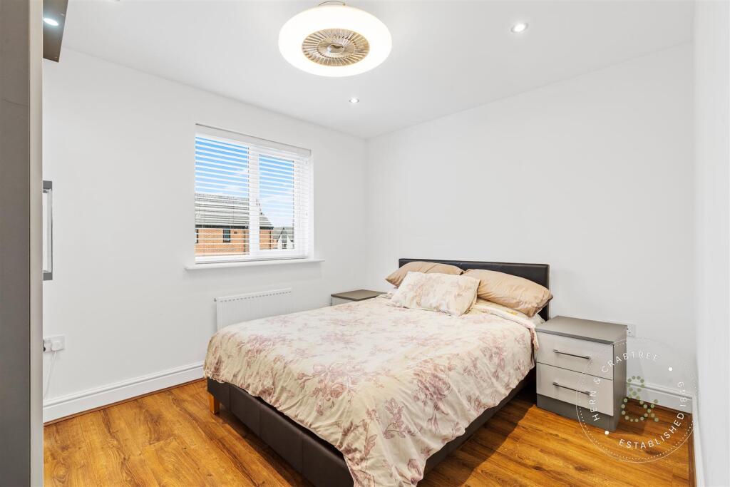 Rhodfa Lewis, Old St Mellons (33).jpg