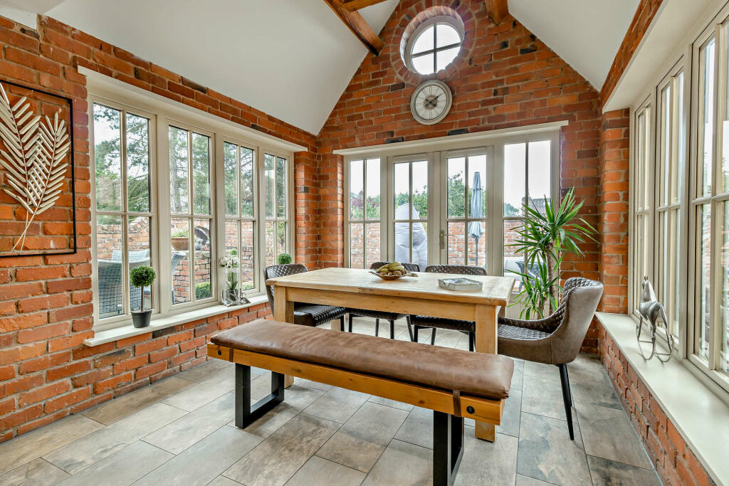 Open Plan Dining Area