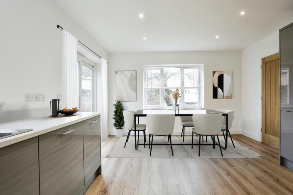 4_Dove_Place_Kitchen_dining_room