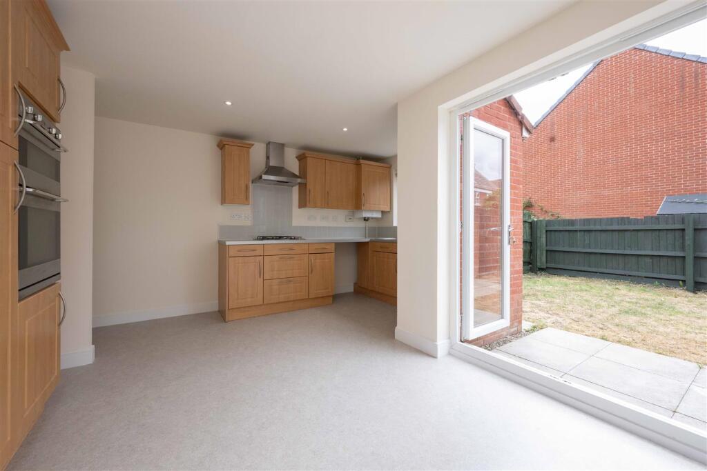 180725 Garth Road Trowbridge  July 2025   006.JPG