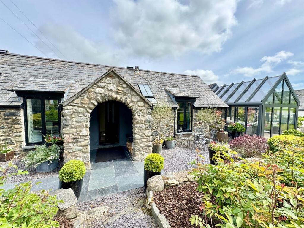 PHOTO-2025-05-18-18-17-01 (27).jpg