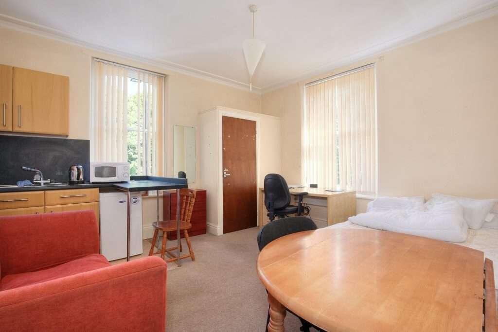 Flat_5_2_Harcourt_Road