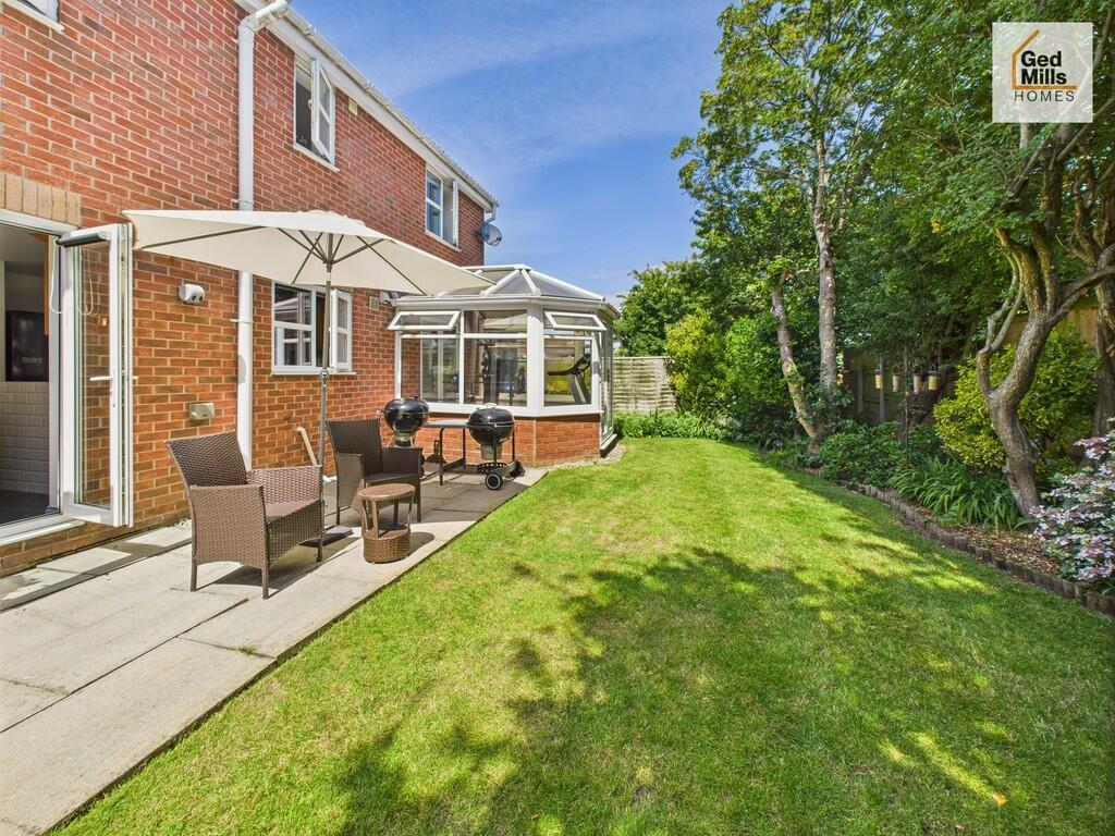 CAM04261G0-PR0073...