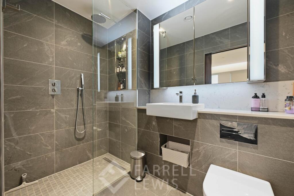 Lanchester Way, London, SW11 7DB