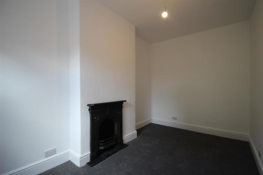 Bedroom 2 Aspect 2