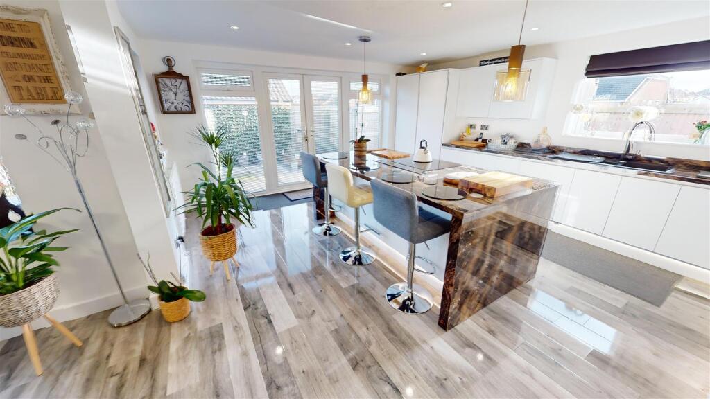 Seacroft Crescent Kitchen