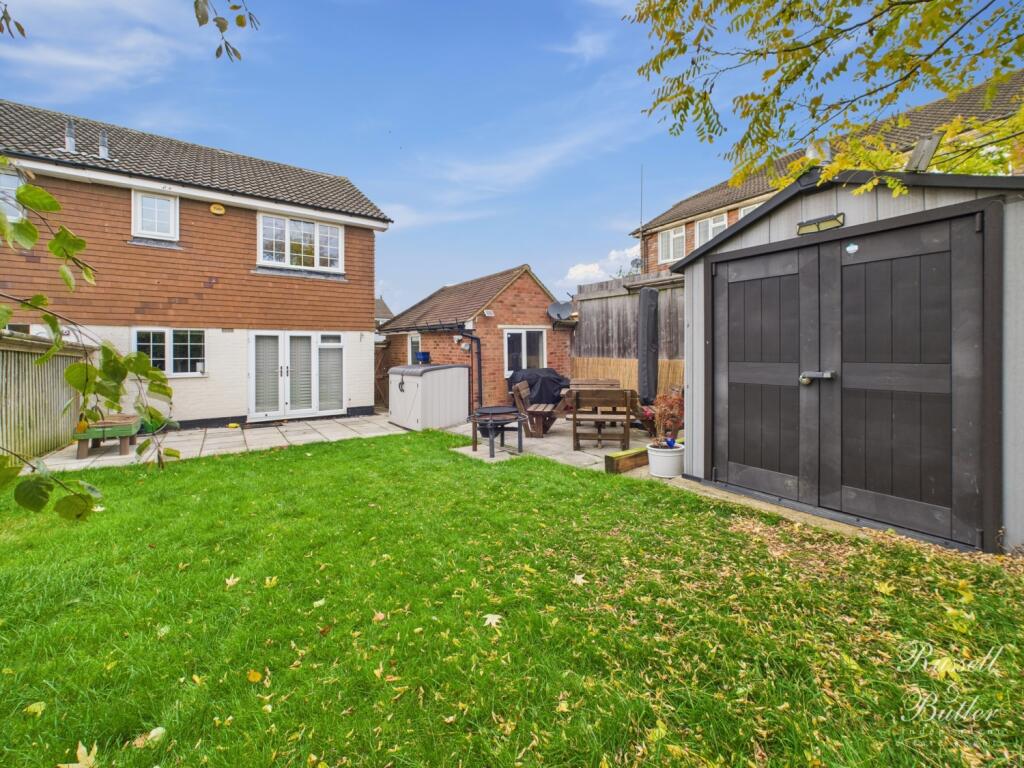 CAM01995G0-PR0379-STILL030