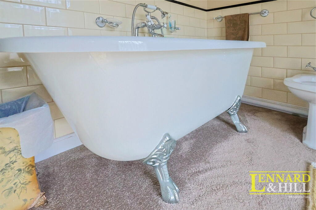Bedroom 1 Ensuite