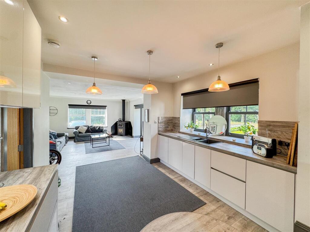 Dining Kitchen/Family Room