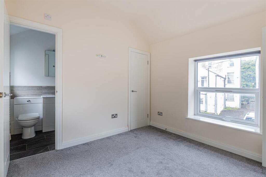 Rawden Place 1, 2-8.jpg