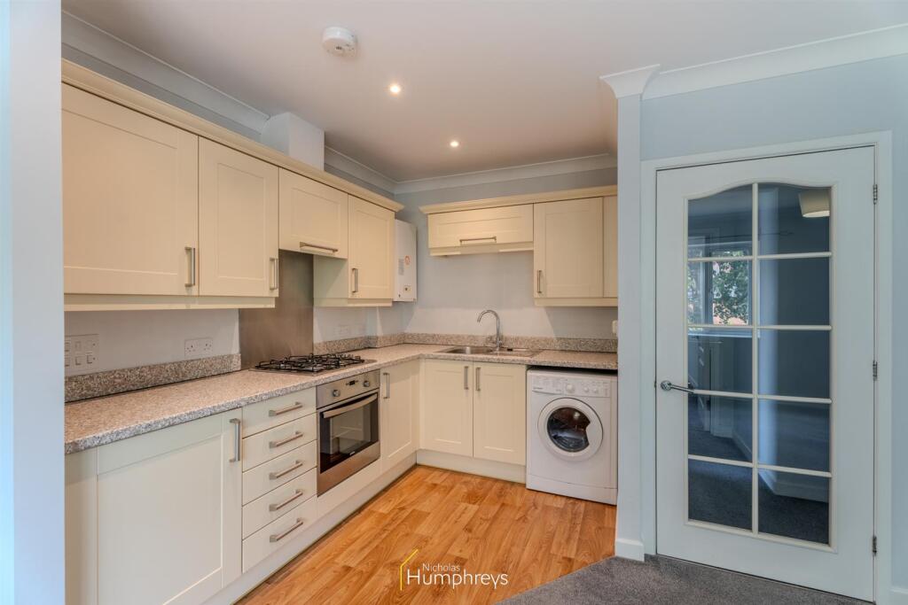 Cambridge Court-11.jpg