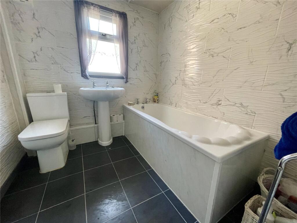 Picture 18