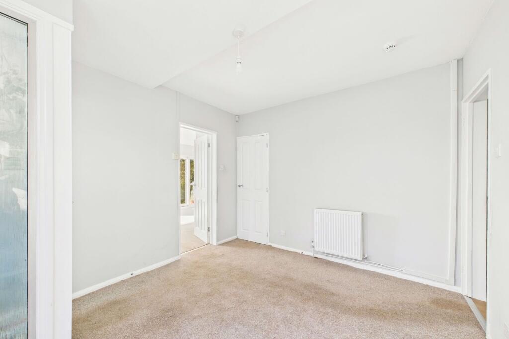 Barton Road, Torquay