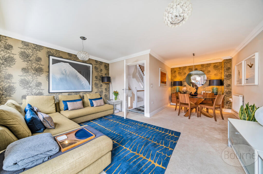 2e274228-27a5-48b...