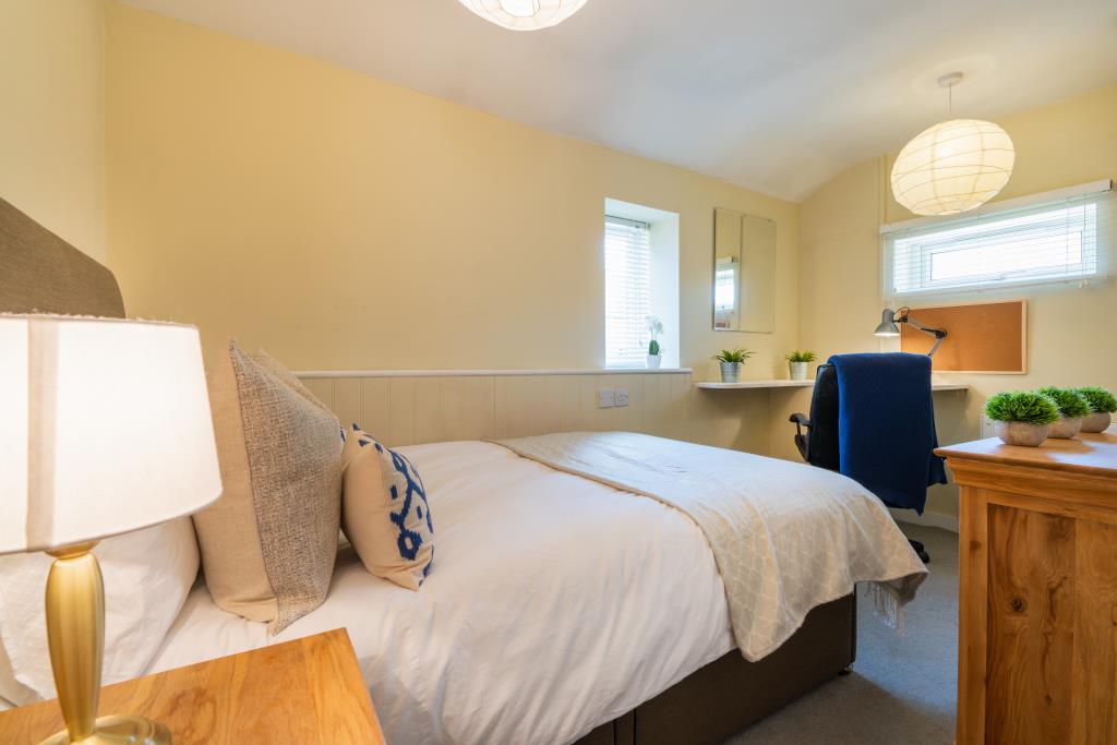 3 city bank road - kitchen