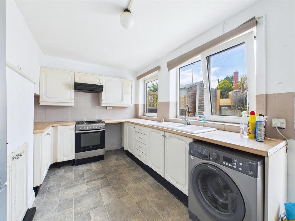 10 - 3-bed semi-detchaed house.jpg