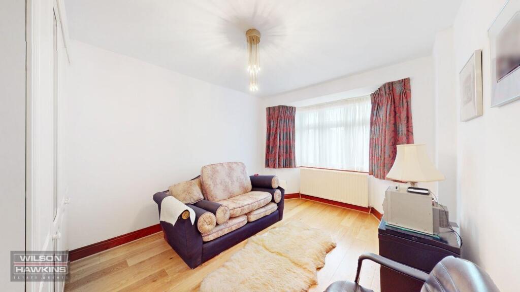 34 Woodcock Dell Avenue - bTlC3UXfbtsJL3hhZmxP.jpg