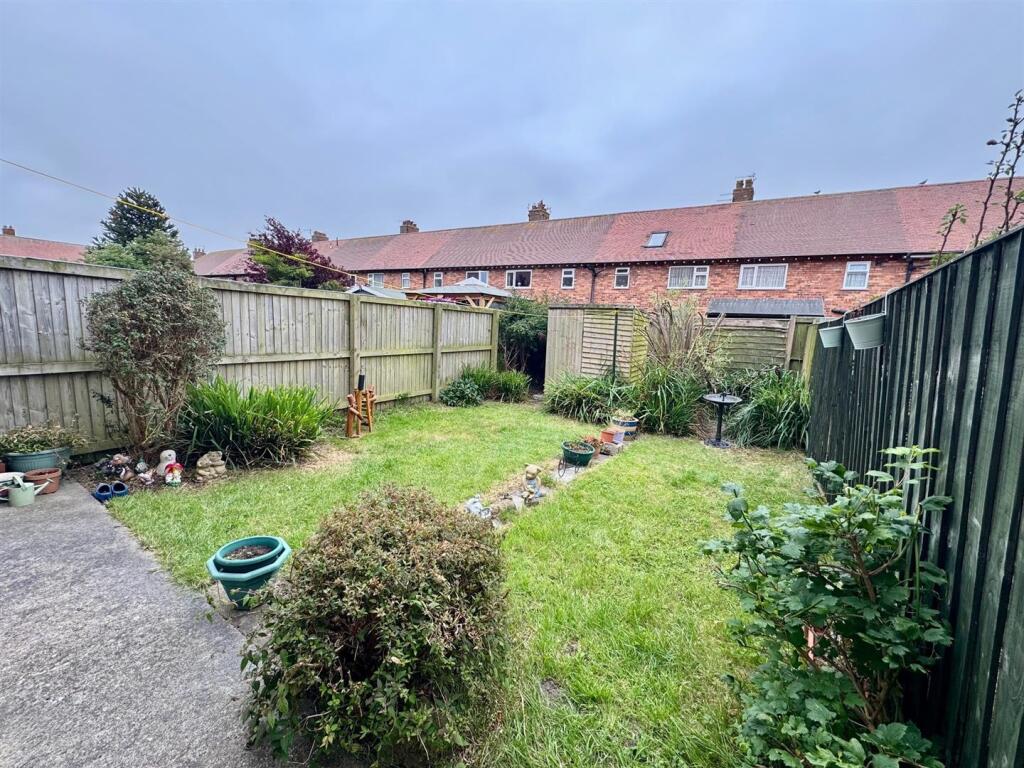 Garden 2.jpg