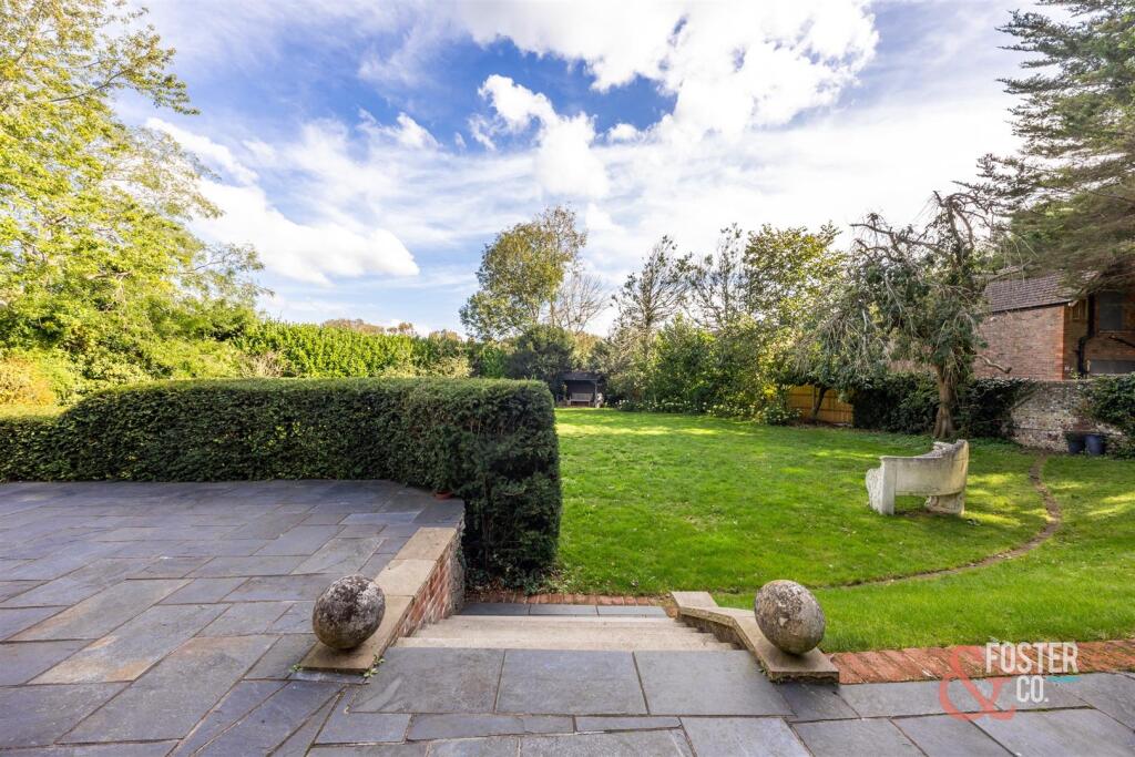 Dyke Road Avenue, 32-008.jpg