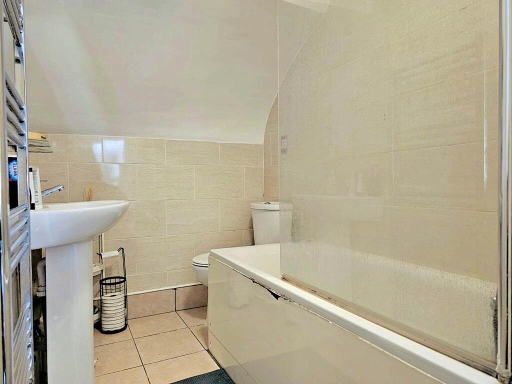 Bathroom / WC