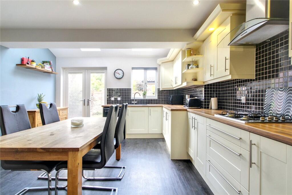 Kitchen / Diner