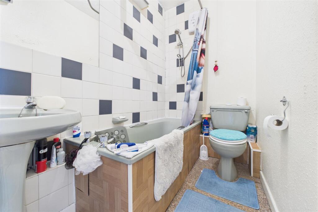 25 Baker Street, Weston-Super-vMare, North Somerse