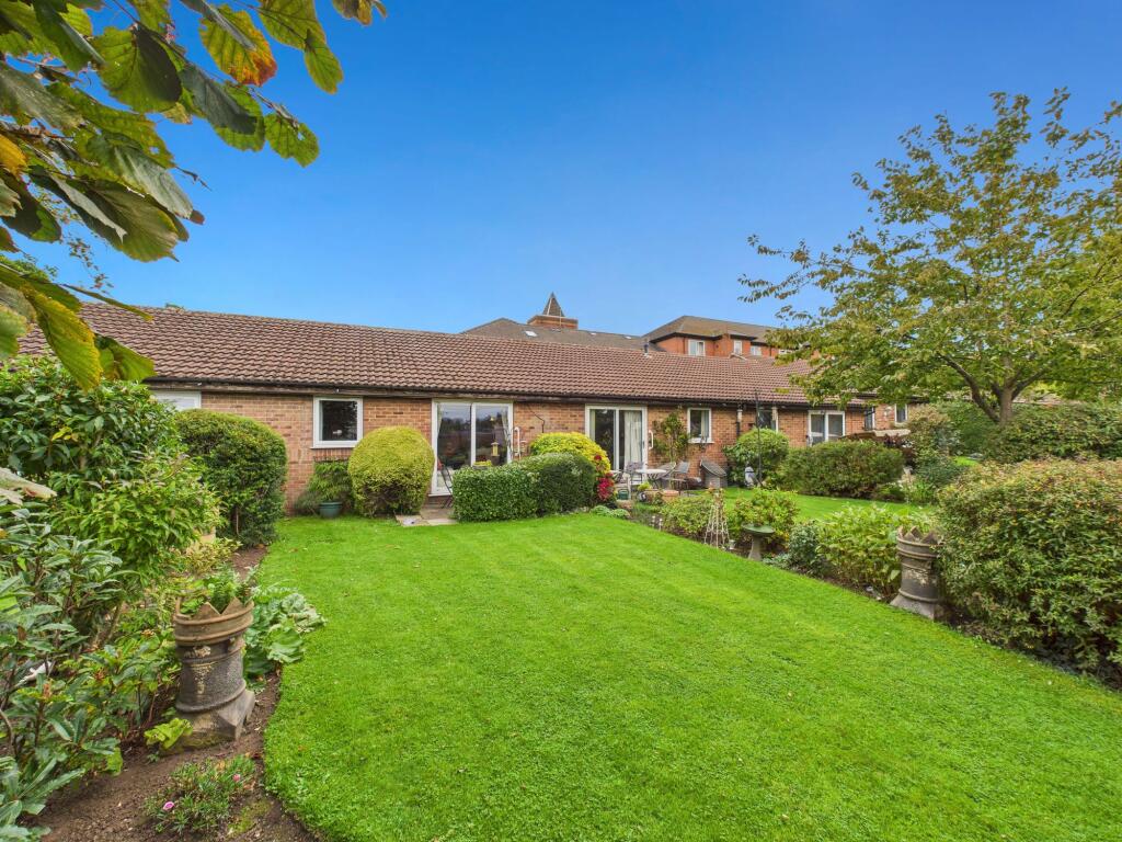 Rear Communal Garden