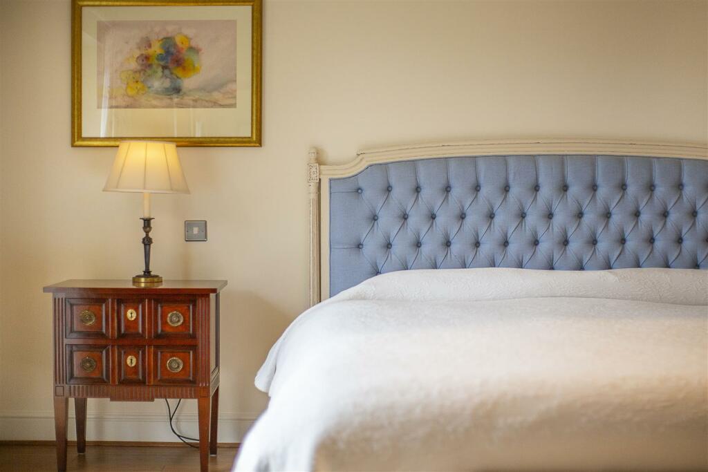 79-couchmore-0050.jpg