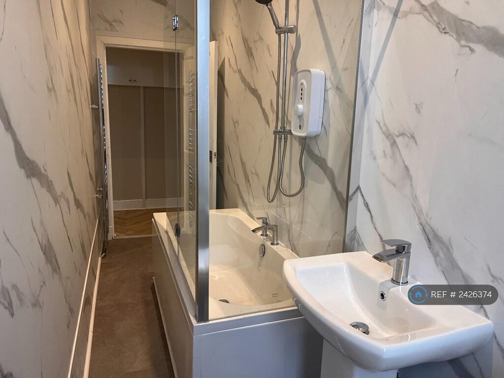 Bathroom 4