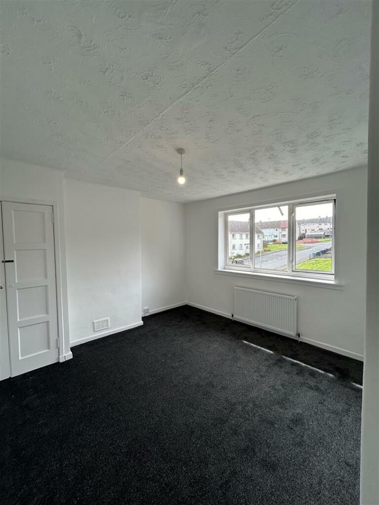 30 Peden Avenue Lounge 1.jpg