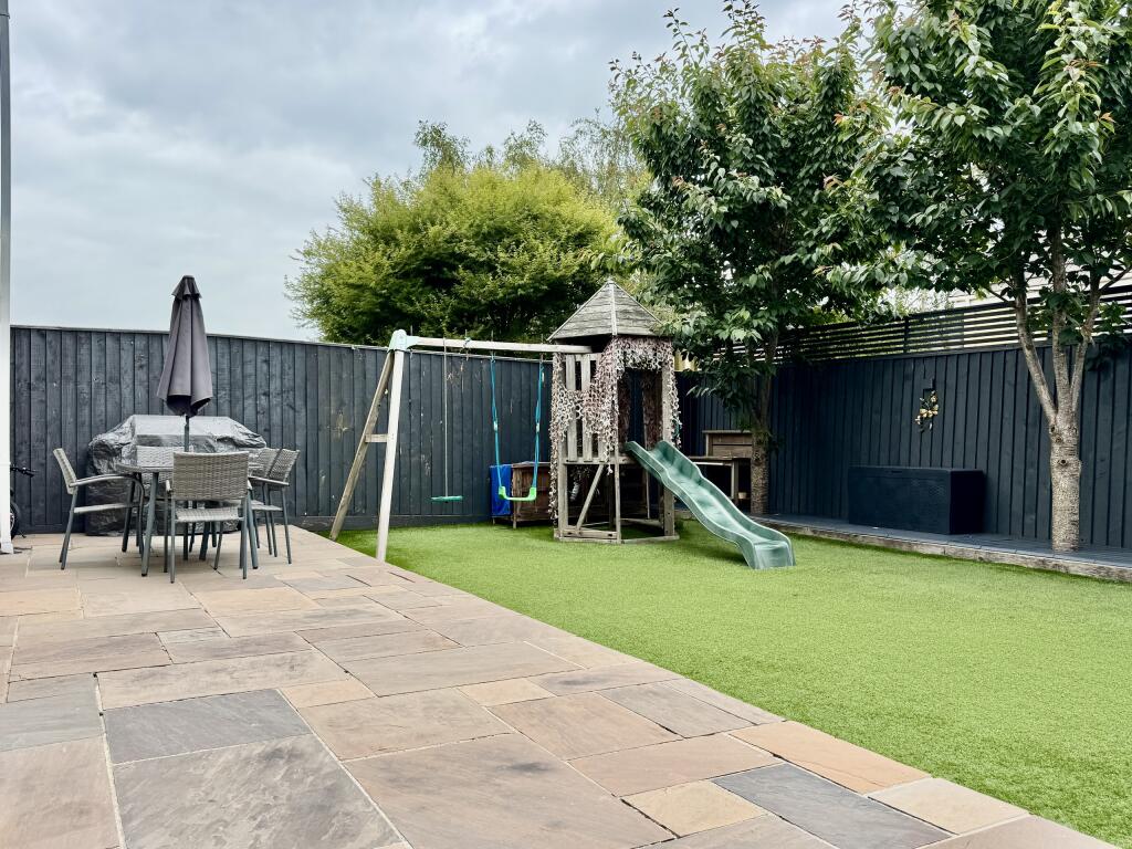 Enclosed Rear Garden