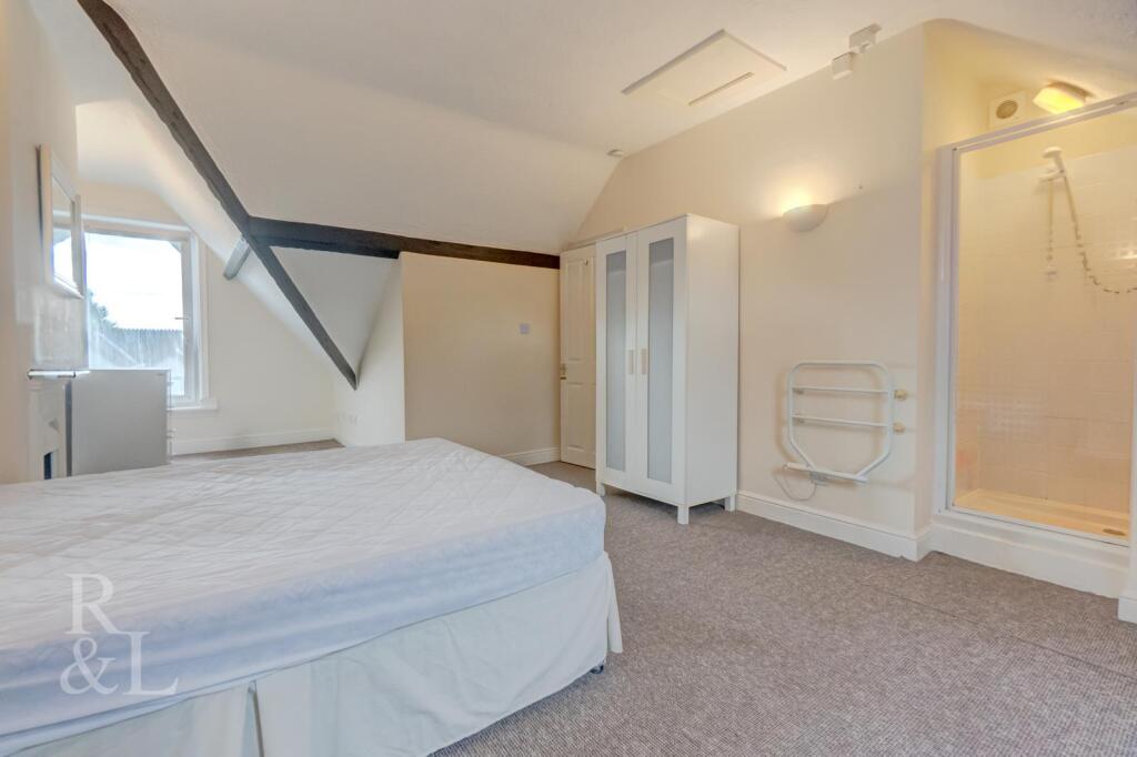 Trent Boulevard (7).jpg