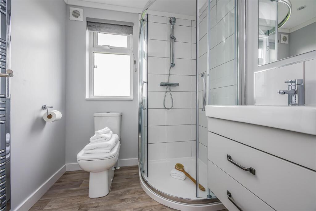 Plot 26 Littlehampton Marina-Small-PorticoMarketin