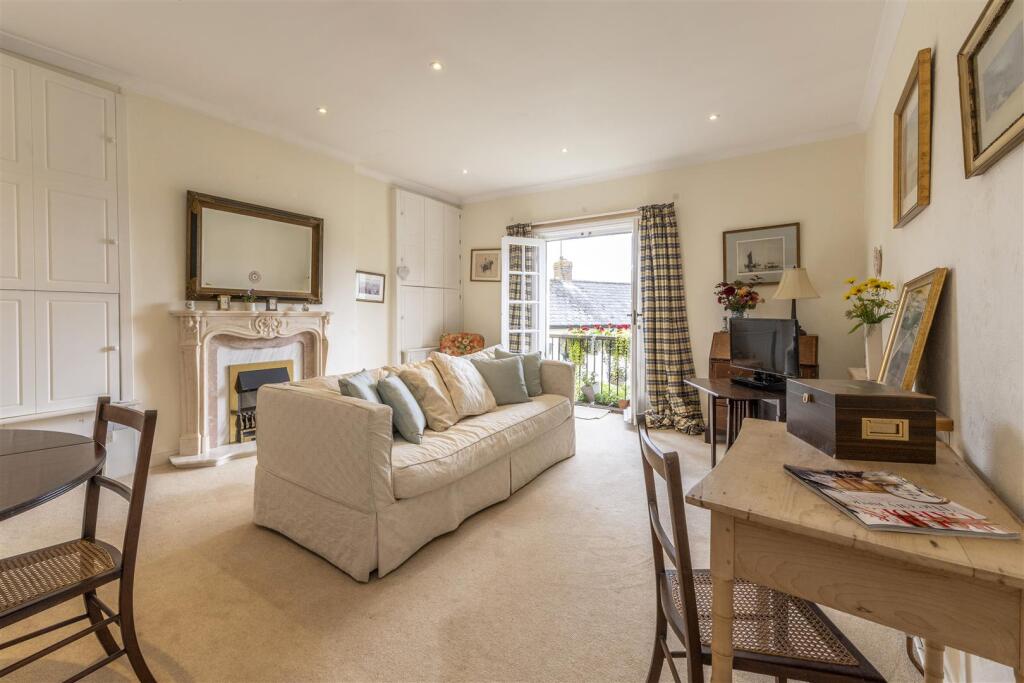 Living room.jpg