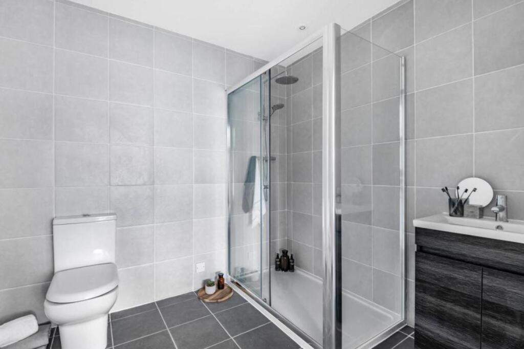 shower room.JPG