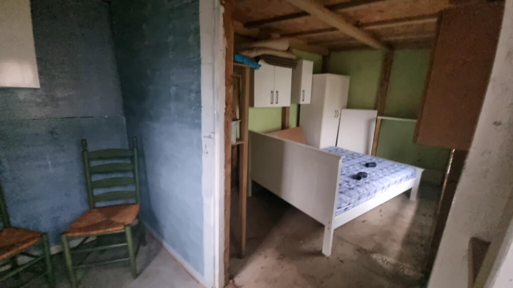 shed inside