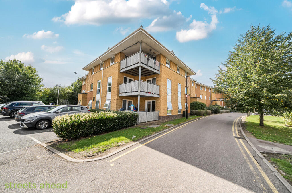 03e71ee1-aa22-492...