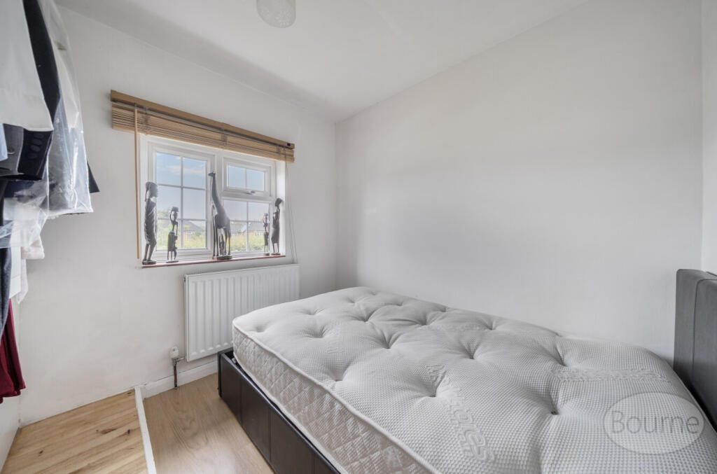 40c083cf-c41a-4d7...