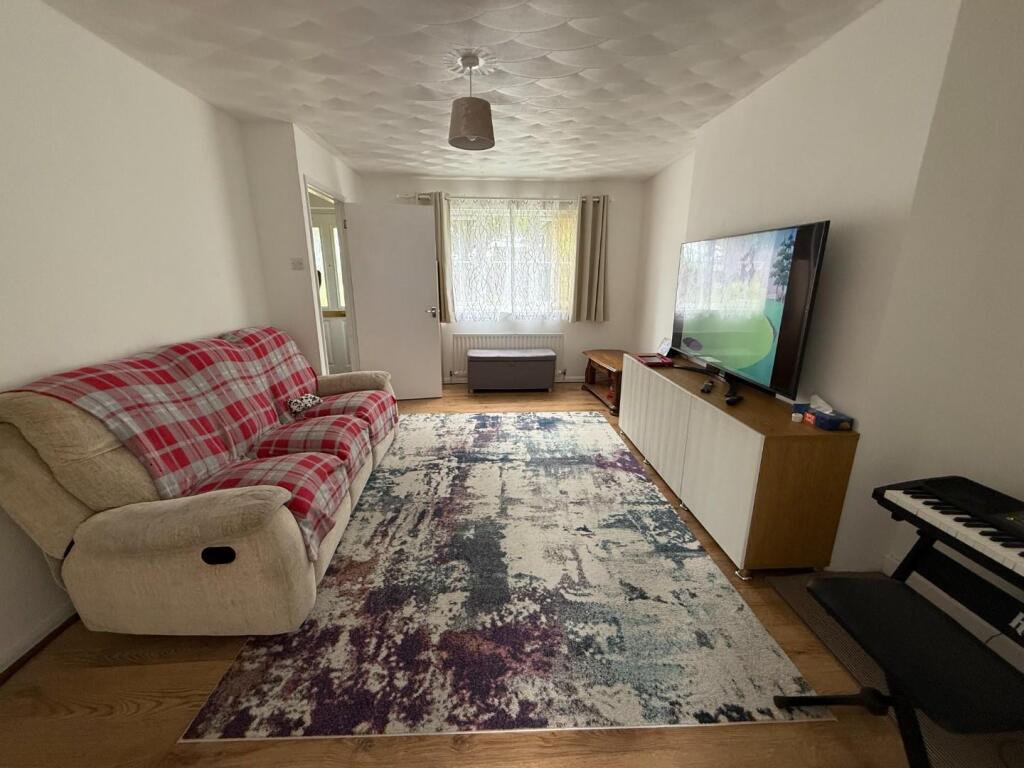 Lounge.JPG