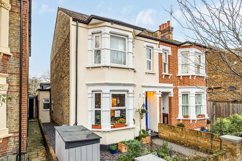 Grove Avenue, Hanwell, London, W7 3EP