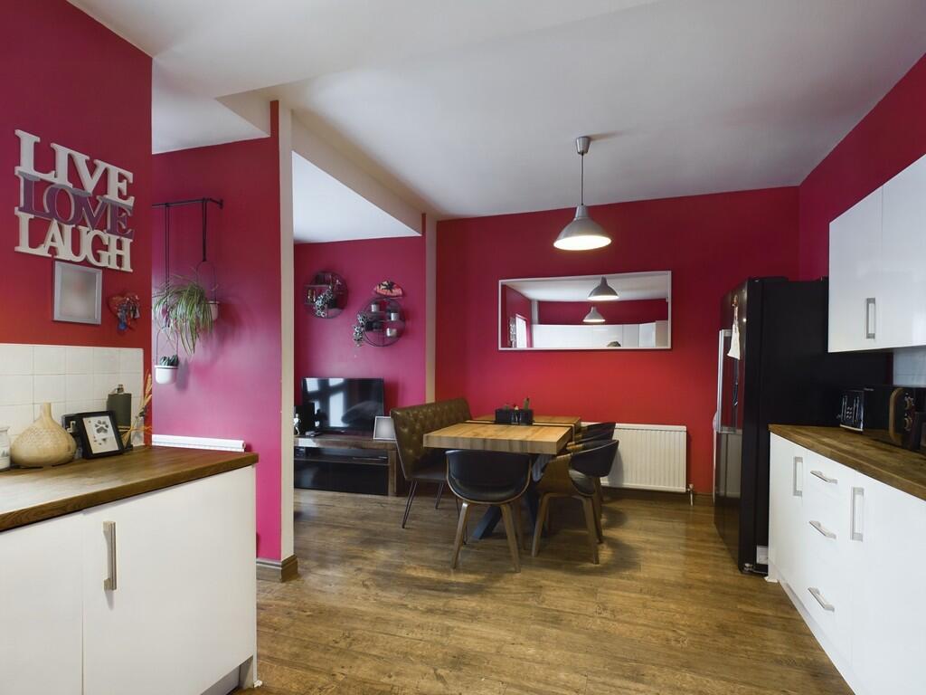 CAM02060G0-PR0277...