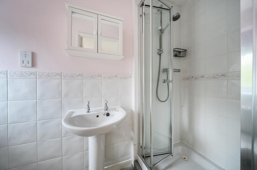 1333122-11-6890c7...