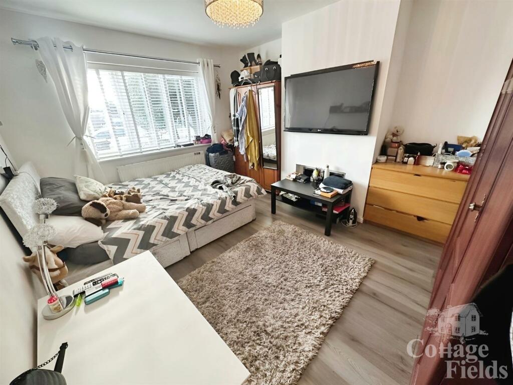 Bedroom.jpg