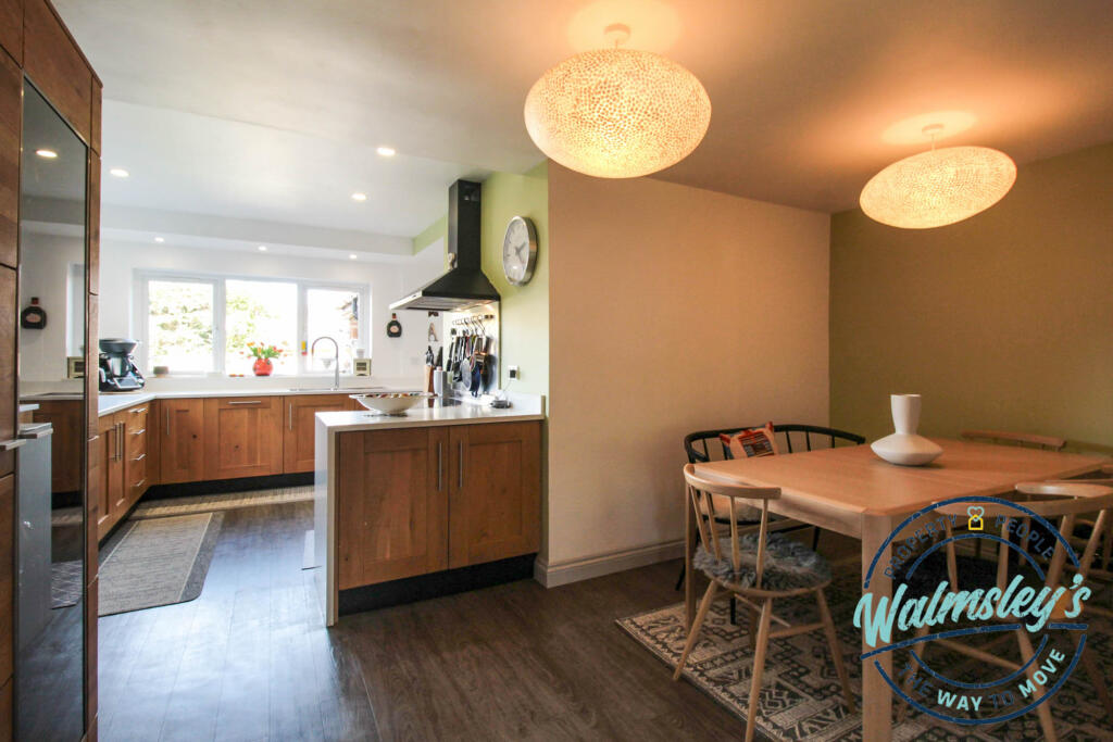 Dining &amp; kitchen