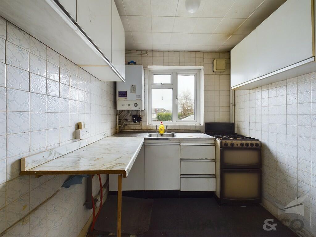 5 Kitchen