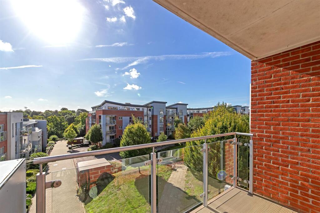 30RomaHouse-26.jpg