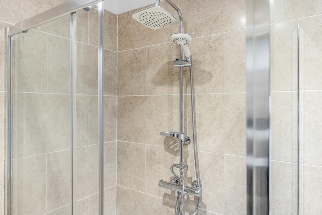 23 Church Road (Old Leake)-34